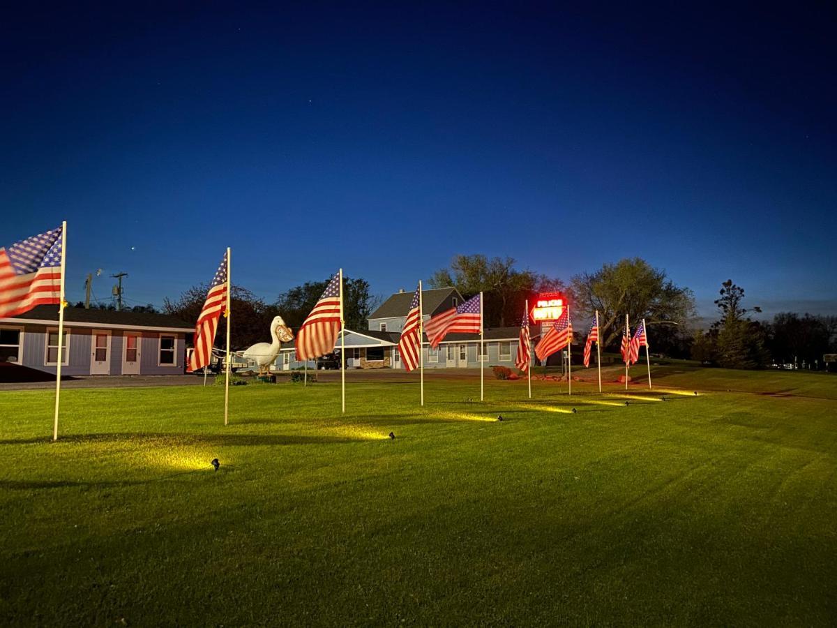 Pelican Rapids Pelican Motel المظهر الخارجي الصورة