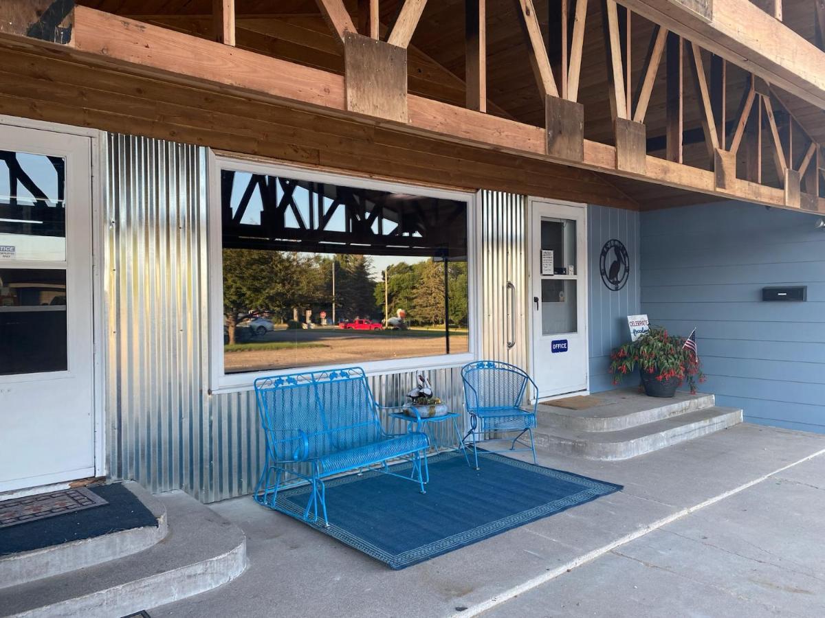Pelican Rapids Pelican Motel المظهر الخارجي الصورة